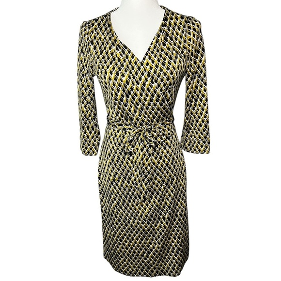Diane Von Furstenberg Dresses & Skirts - DVF Diane Von Furstenberg Geometric New Julian Silk Jersey Wrap Dress Size 10